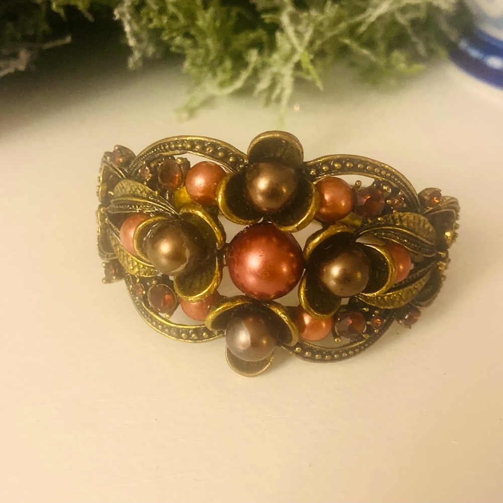 Vintage Brassy Bangle with Beads